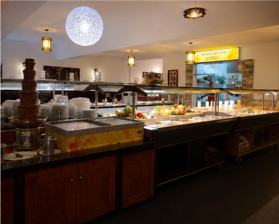 Schokoladenbrunnen am Buffet